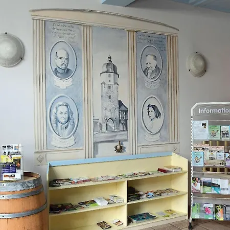 Hotel Garni Goldene Henne 3*