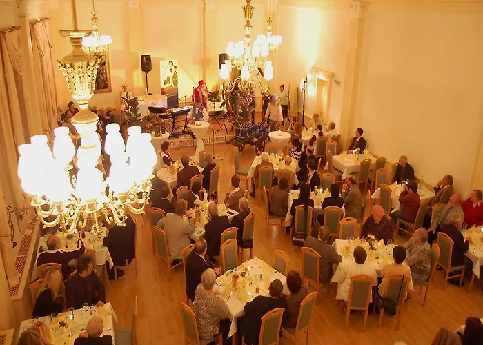 Garni Goldene Henne Hotel 3*