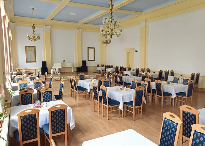 Hotel Garni Goldene Henne Arnstadt