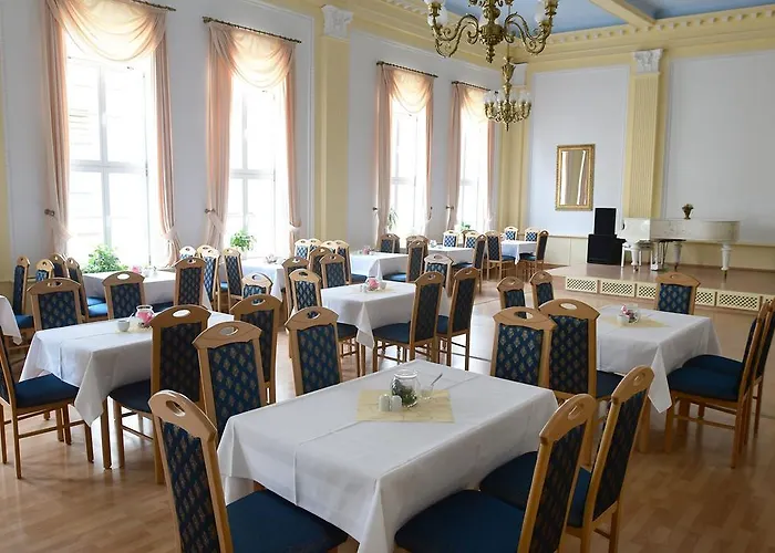 Garni Goldene Henne 3* Arnstadt