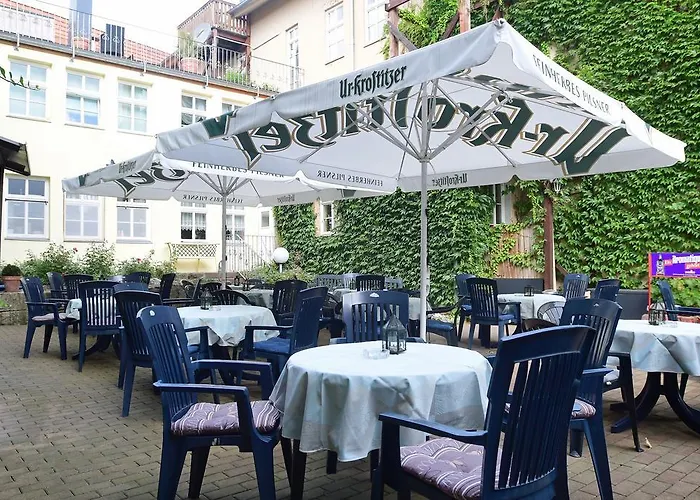 Garni Goldene Henne 3*